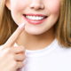 wybielanie zębów w gabinecie dentystycznym